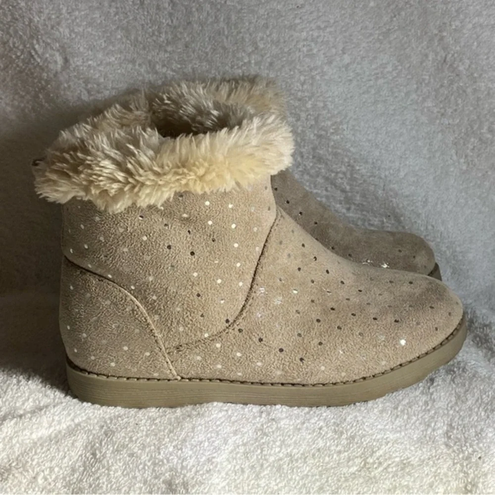 Cat And Jack Shoes Boots Girls Size 11 Fox Fur Lining Side Zip‎ Tan Booties